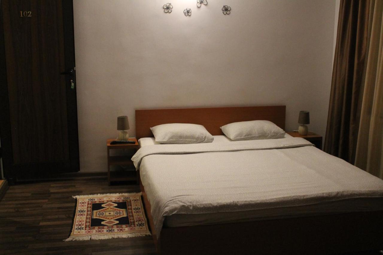 סינאיה Vila Casa Ta מראה חיצוני תמונה