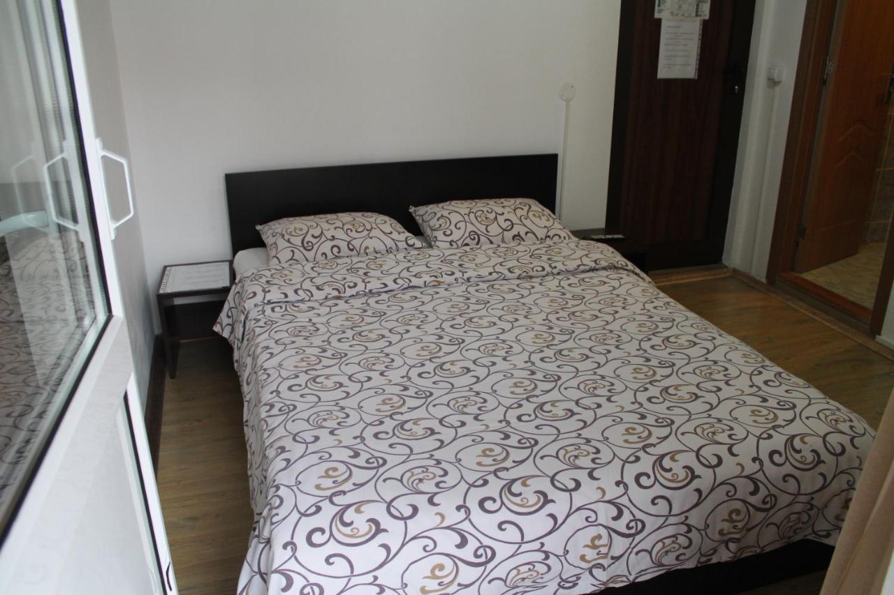 סינאיה Vila Casa Ta מראה חיצוני תמונה