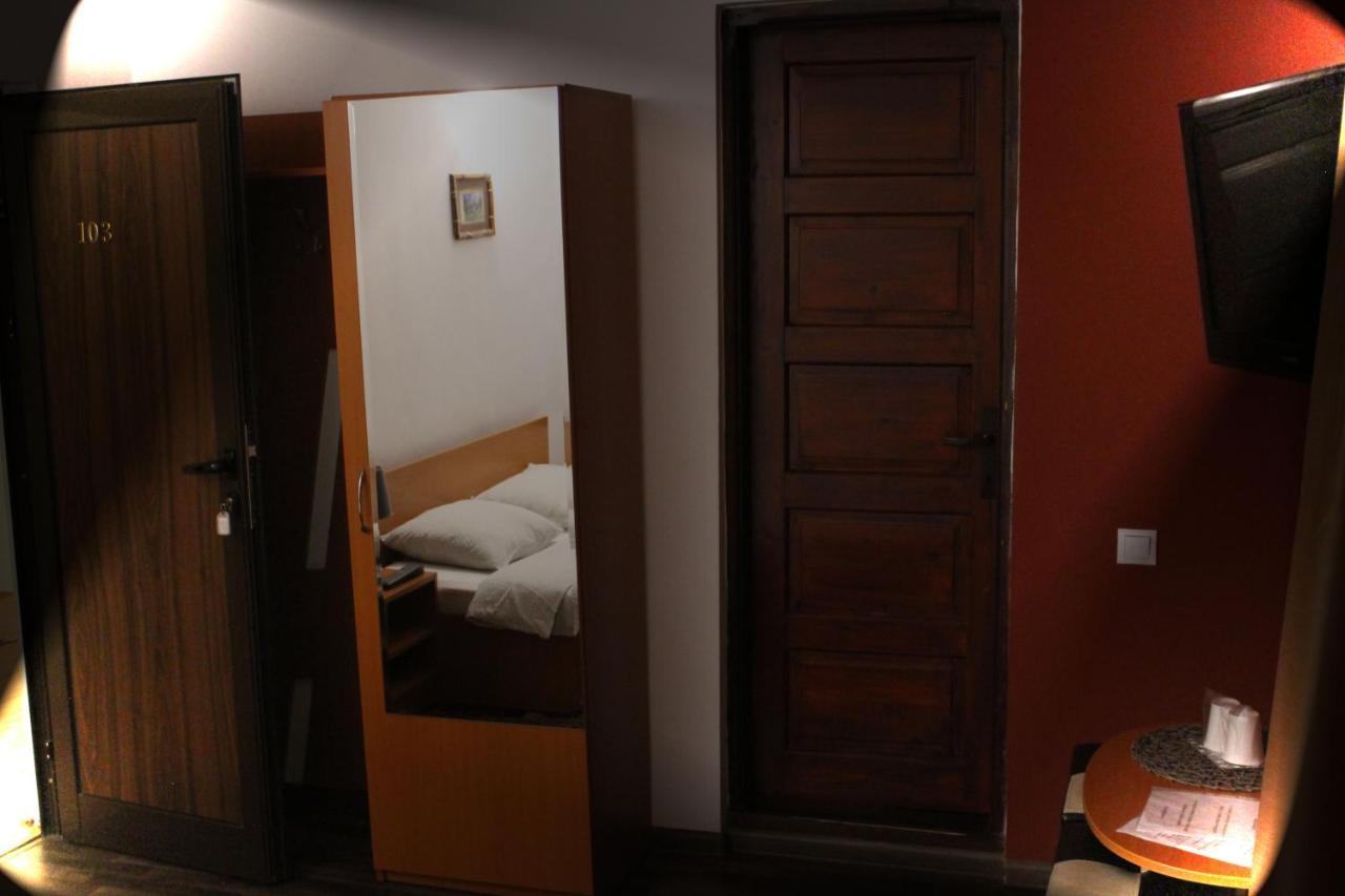 סינאיה Vila Casa Ta מראה חיצוני תמונה