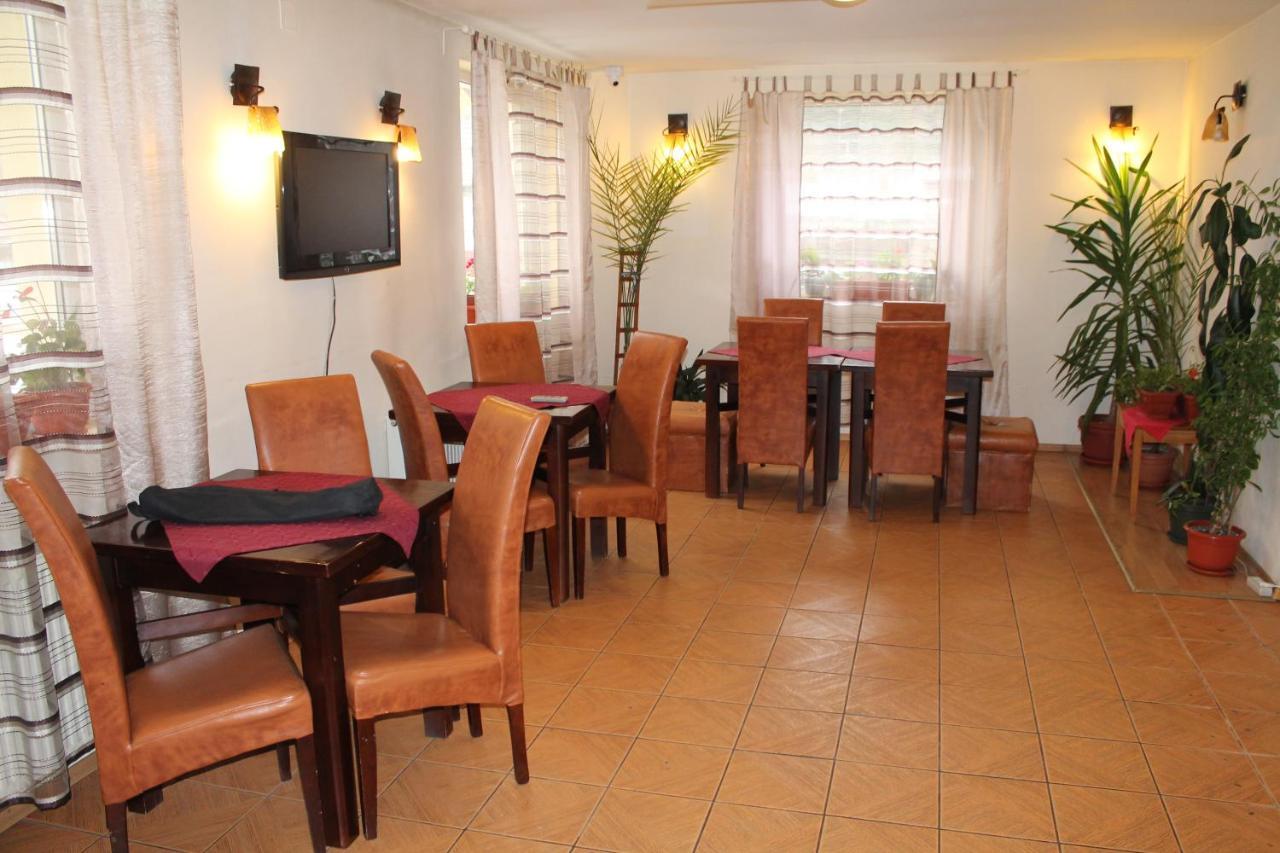 סינאיה Vila Casa Ta מראה חיצוני תמונה